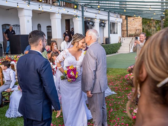 O casamento de Tainá e Lucas em Niterói, Rio de Janeiro 26