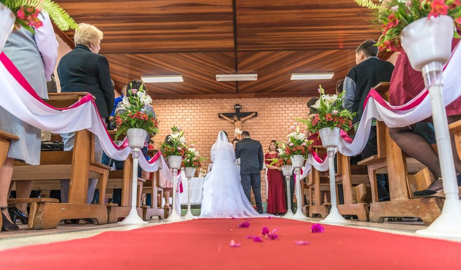 O casamento de Renata e Rodrigo em Caucaia do Alto, São Paulo Estado