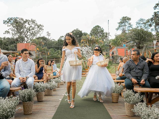 O casamento de Lucas e Talita Leonel em Vargem Grande Paulista, São Paulo Estado 32