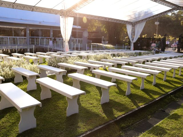 O casamento de Raone e Bruna em Joinville, Santa Catarina 23