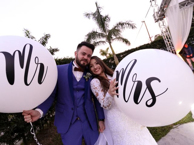 O casamento de Raone e Bruna em Joinville, Santa Catarina 44