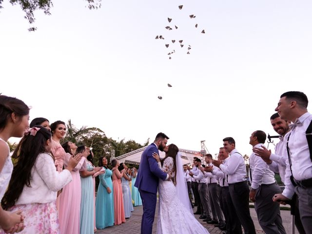 O casamento de Raone e Bruna em Joinville, Santa Catarina 47