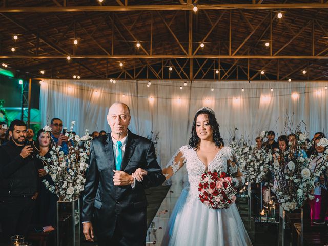 O casamento de Uriel e Bruna em Suzano, São Paulo 41