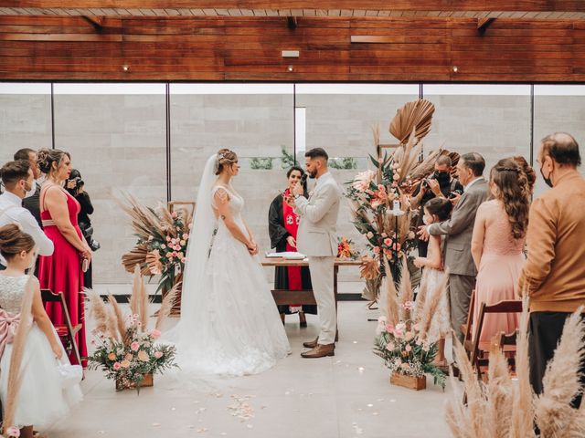 O casamento de Fábio e Carol em São José dos Pinhais, Paraná 47