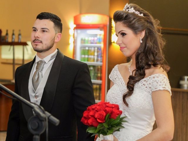 O casamento de Leonardo e Pâmella em Caxias do Sul, Rio Grande do Sul 23