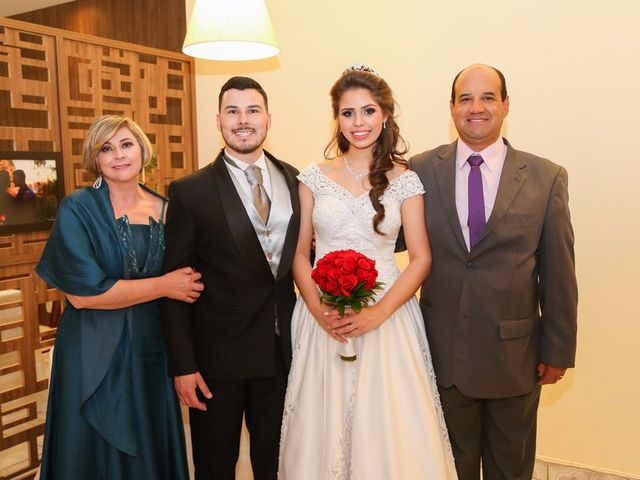O casamento de Leonardo e Pâmella em Caxias do Sul, Rio Grande do Sul 40