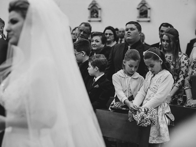 O casamento de Guilherme e Amanda em Santiago, Rio Grande do Sul 13