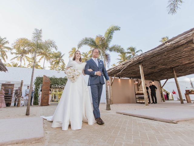 O casamento de Luciolo e Larissa em Marechal Deodoro, Alagoas 19