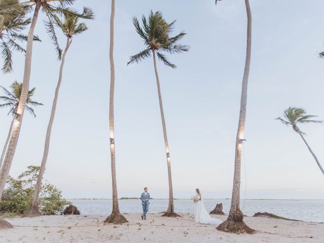 O casamento de Luciolo e Larissa em Marechal Deodoro, Alagoas 44
