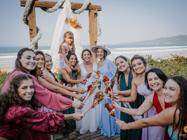 O casamento de Eduardo e Esther em Bombinhas, Santa Catarina 6