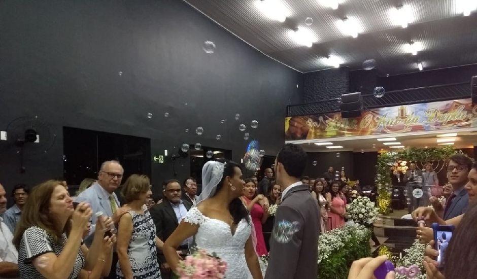 O casamento de Jean e Alice em Contagem, Minas Gerais