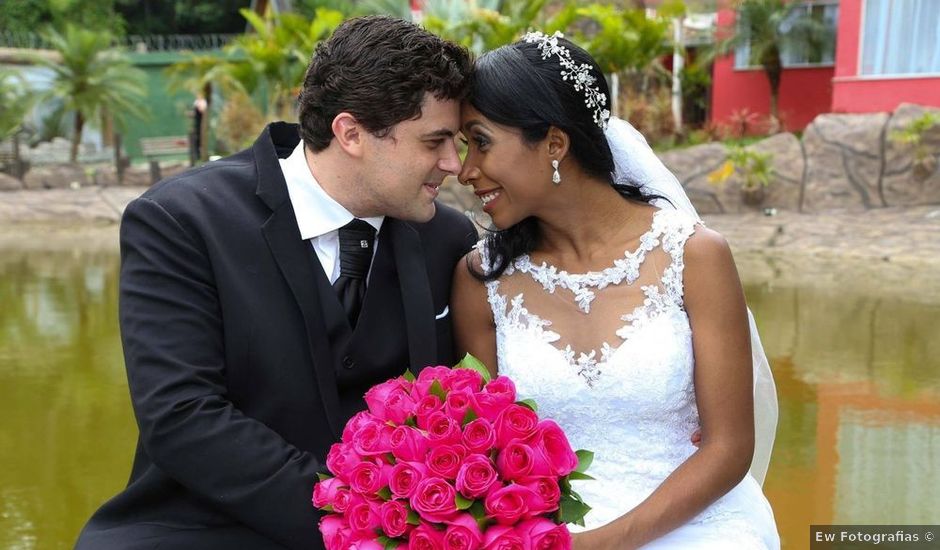 O casamento de Douglas e Simone em Itapecerica da Serra, São Paulo