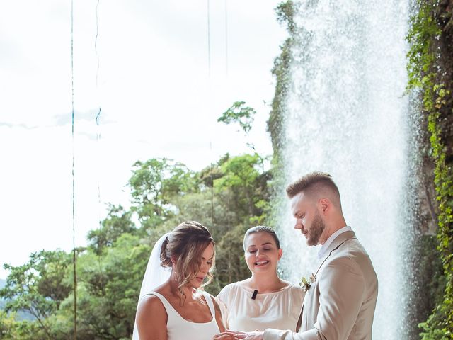 O casamento de Dustin e Tamirys em Alfredo Wagner, Santa Catarina 57