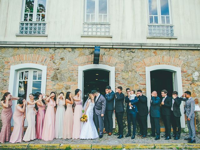 O casamento de Victor  e Carolina  em Florianópolis, Santa Catarina 14