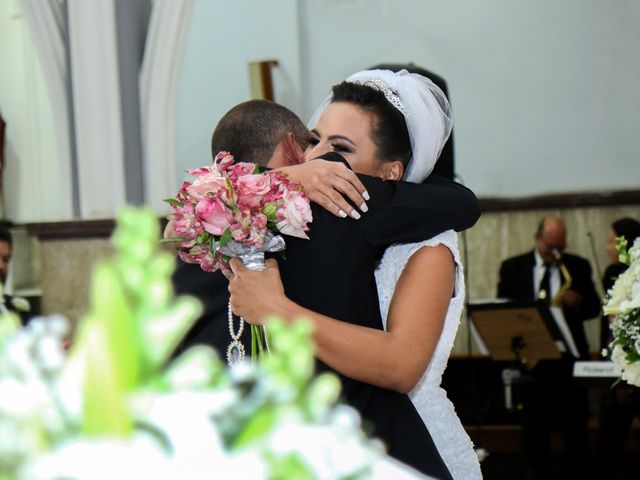 O casamento de Cristiano e Regina em Belo Horizonte, Minas Gerais 46