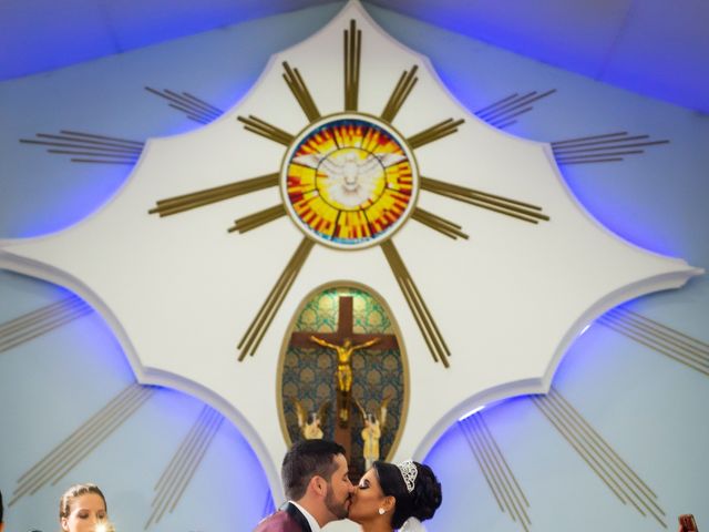 O casamento de Daniel e Nayara em Ituiutaba, Minas Gerais 33