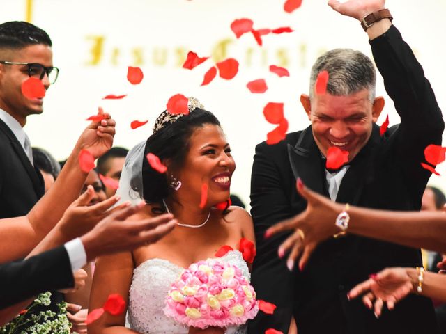 O casamento de Cavalcanti e Michele em São João de Meriti, Rio de Janeiro 15