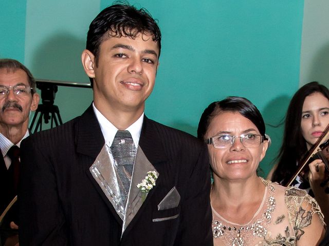 O casamento de Fernandes e Deissynara em Coité do Nóia, Alagoas 13
