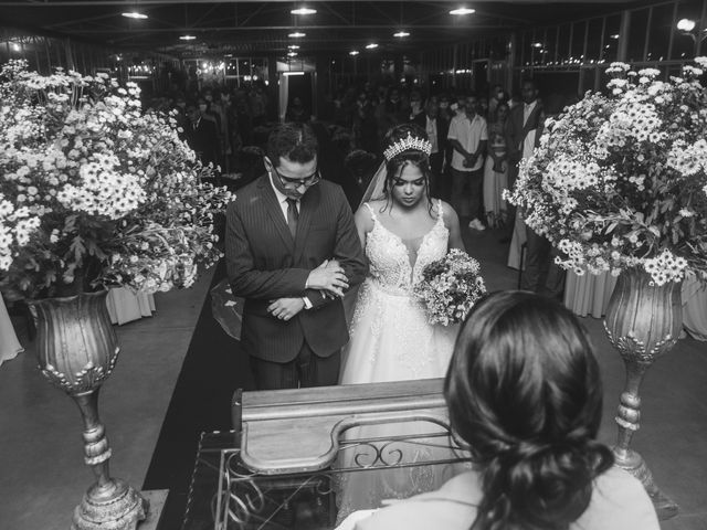 O casamento de Thiago e Ana Paula em Muriaé, Minas Gerais 23