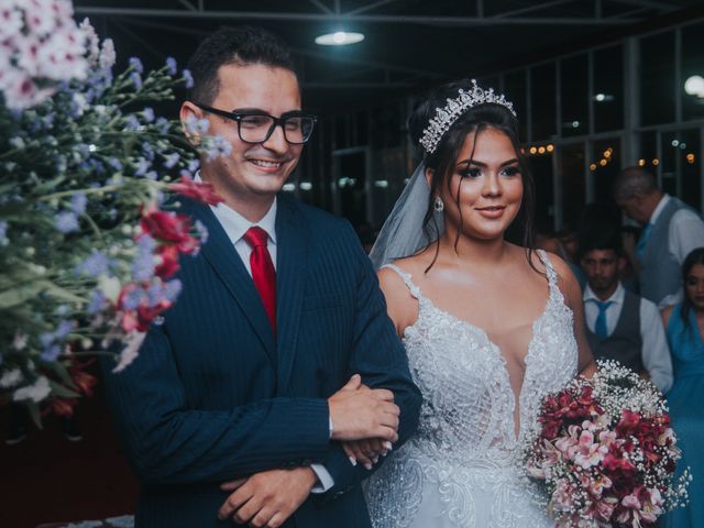 O casamento de Thiago e Ana Paula em Muriaé, Minas Gerais 24