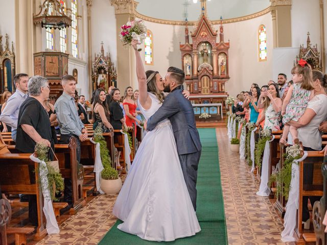 O casamento de Marcelo e Roberta em São Pedro de Alcântara, Santa Catarina 52