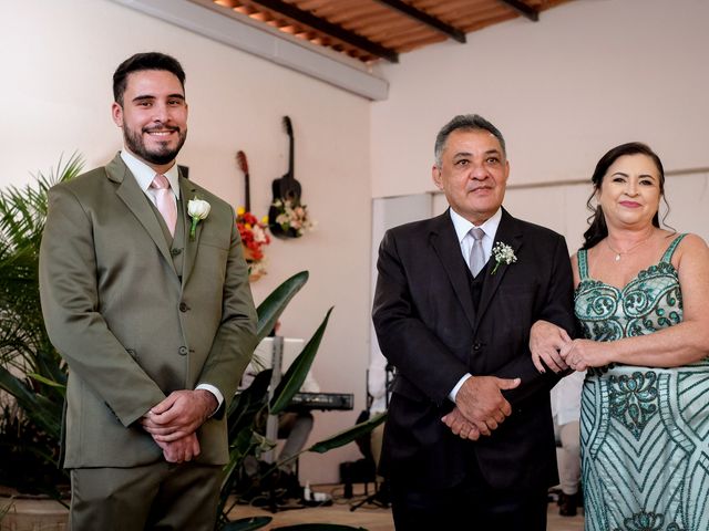 O casamento de Luis e Thayssa em Brasília, Distrito Federal 10