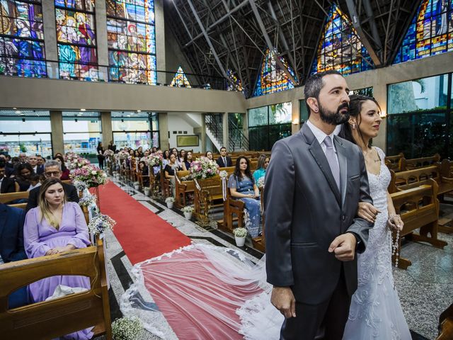 O casamento de Alessandro e Juliana em Cotia, São Paulo Estado 25