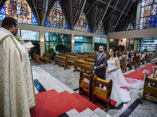 O casamento de Alessandro e Juliana em Cotia, São Paulo Estado 1