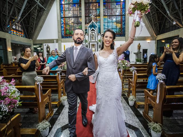 O casamento de Alessandro e Juliana em Cotia, São Paulo Estado 32