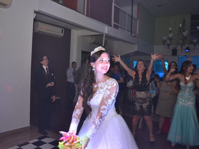 O casamento de Débora e Ricardo em Santos, São Paulo Estado 29