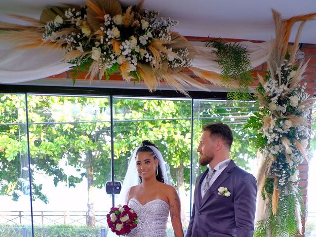 O casamento de Diogo e Gabriela em São José, Santa Catarina 4