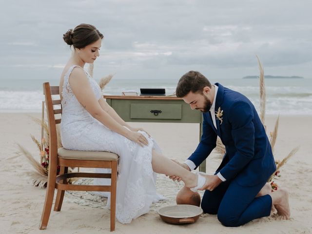 O casamento de Renan e Clissye em Bombinhas, Santa Catarina 4