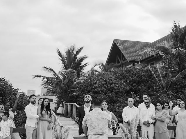 O casamento de Renan e Clissye em Bombinhas, Santa Catarina 13