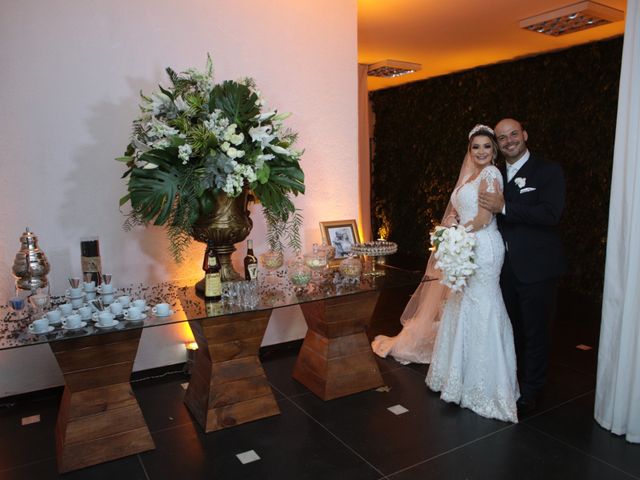 O casamento de Carlos Eduardo e Aleandra em Belo Horizonte, Minas Gerais 6