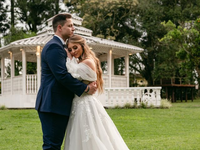 O casamento de Felipe e Gabriela em Curitiba, Paraná 92