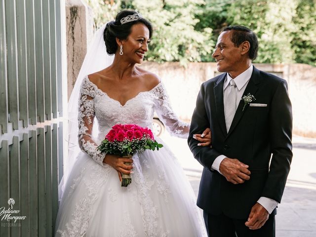 O casamento de Tarcísio e Luciene em Santa Luzia, Minas Gerais 4