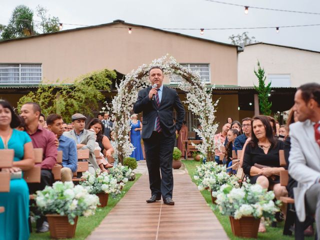 O casamento de Heverton e Julia em Embu, São Paulo 31