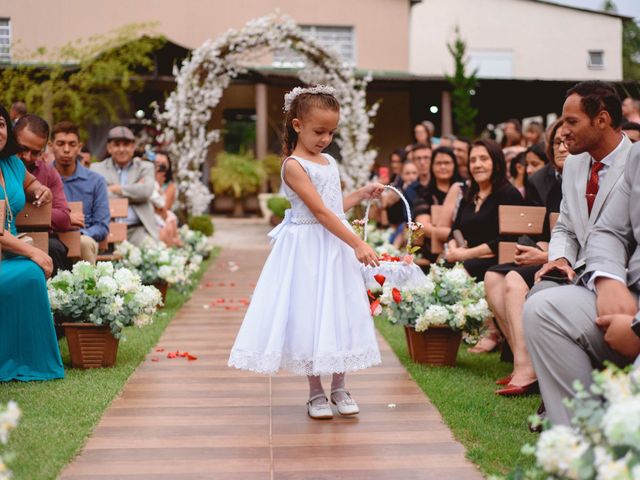 O casamento de Heverton e Julia em Embu, São Paulo 36