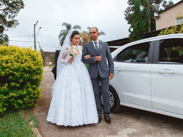 O casamento de Heverton e Julia em Embu, São Paulo 39