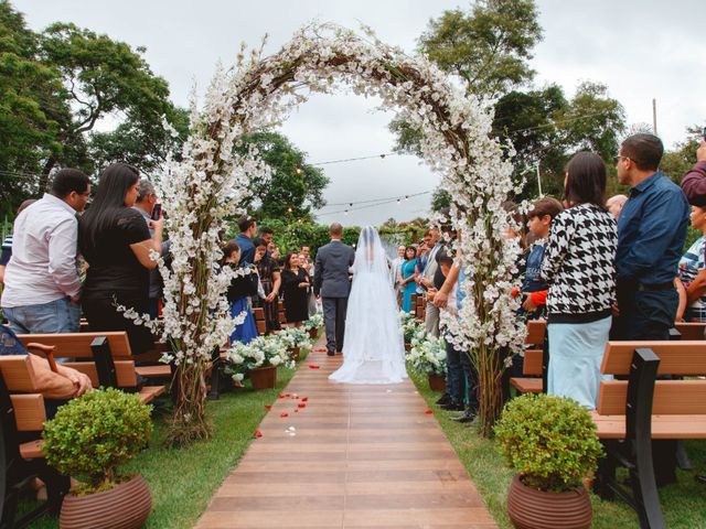 O casamento de Heverton e Julia em Embu, São Paulo 41