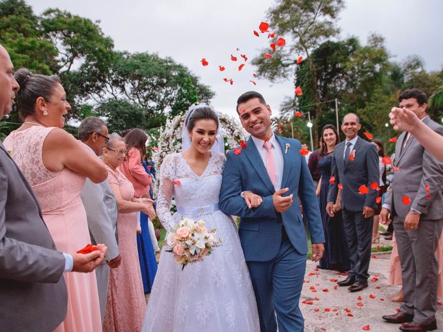 O casamento de Heverton e Julia em Embu, São Paulo 70