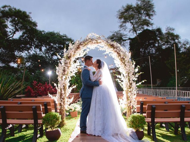 O casamento de Heverton e Julia em Embu, São Paulo 71