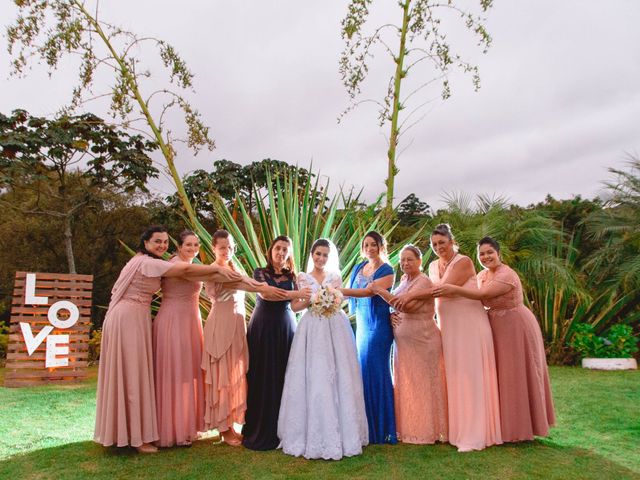 O casamento de Heverton e Julia em Embu, São Paulo 77