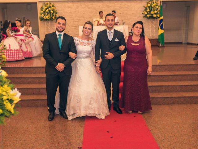 O casamento de Fernando e Daniela em Taboão da Serra, São Paulo 27