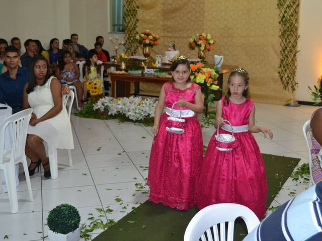O casamento de Camilla e Euciney em Betim, Minas Gerais 13