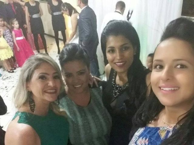 O casamento de Camilla e Euciney em Betim, Minas Gerais 17
