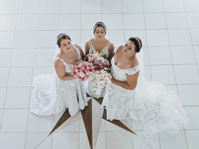 O casamento de Marcos, Alexandre e Léo e Luciana, Lucilene e Priscila em Recife, Pernambuco 25
