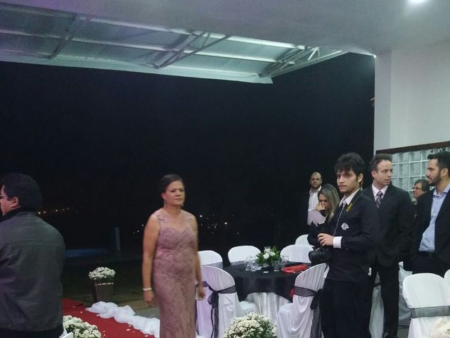 O casamento de Cleidsson e Ana Carolina  em Juiz de Fora, Minas Gerais 13
