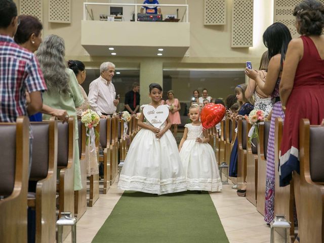 O casamento de Gabriel e Thais em Vila Velha, Espírito Santo 20