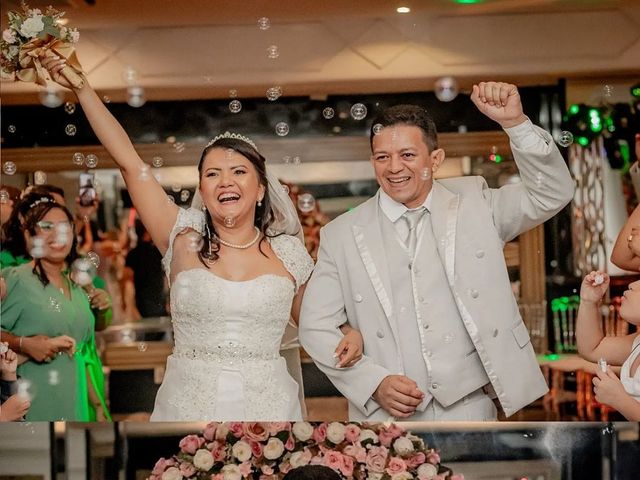 O casamento de Fábio Nixon Portilho Dos Santos  e Denise Azevedo Portilho  em Manaus, Amazonas 6